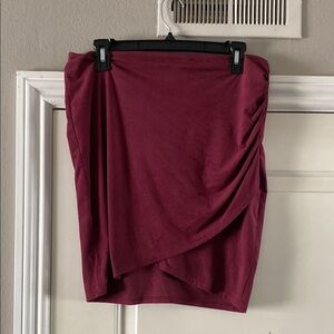 Maroon pencil skirt